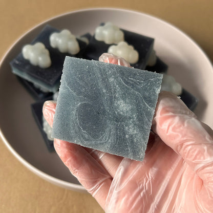 CrystaliciousSnacksBlueberrywhitechocCloudcrystalcandyback